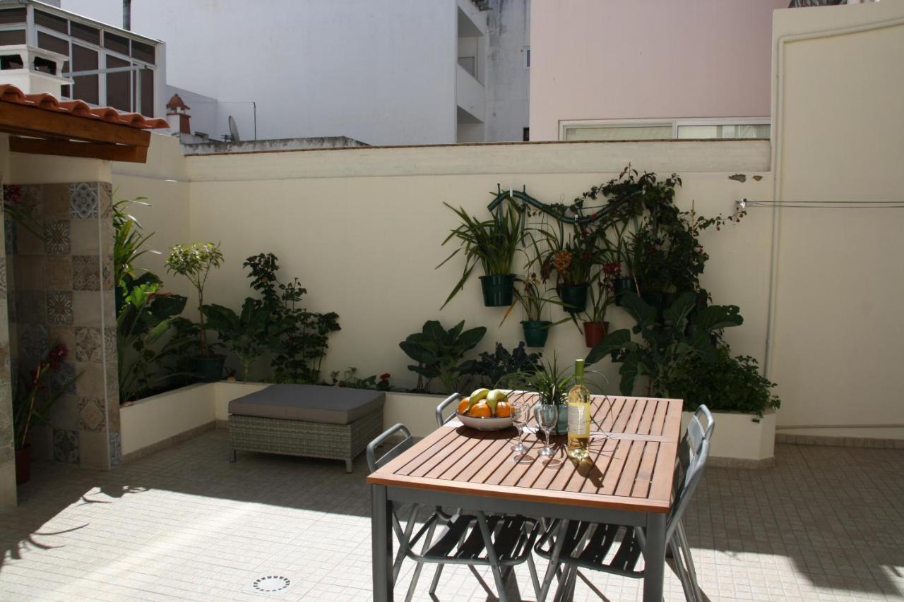 ヴィラ・レアル・デ・サント・アントニオHouse Of Orchids With Patioアパートメント エクステリア 写真